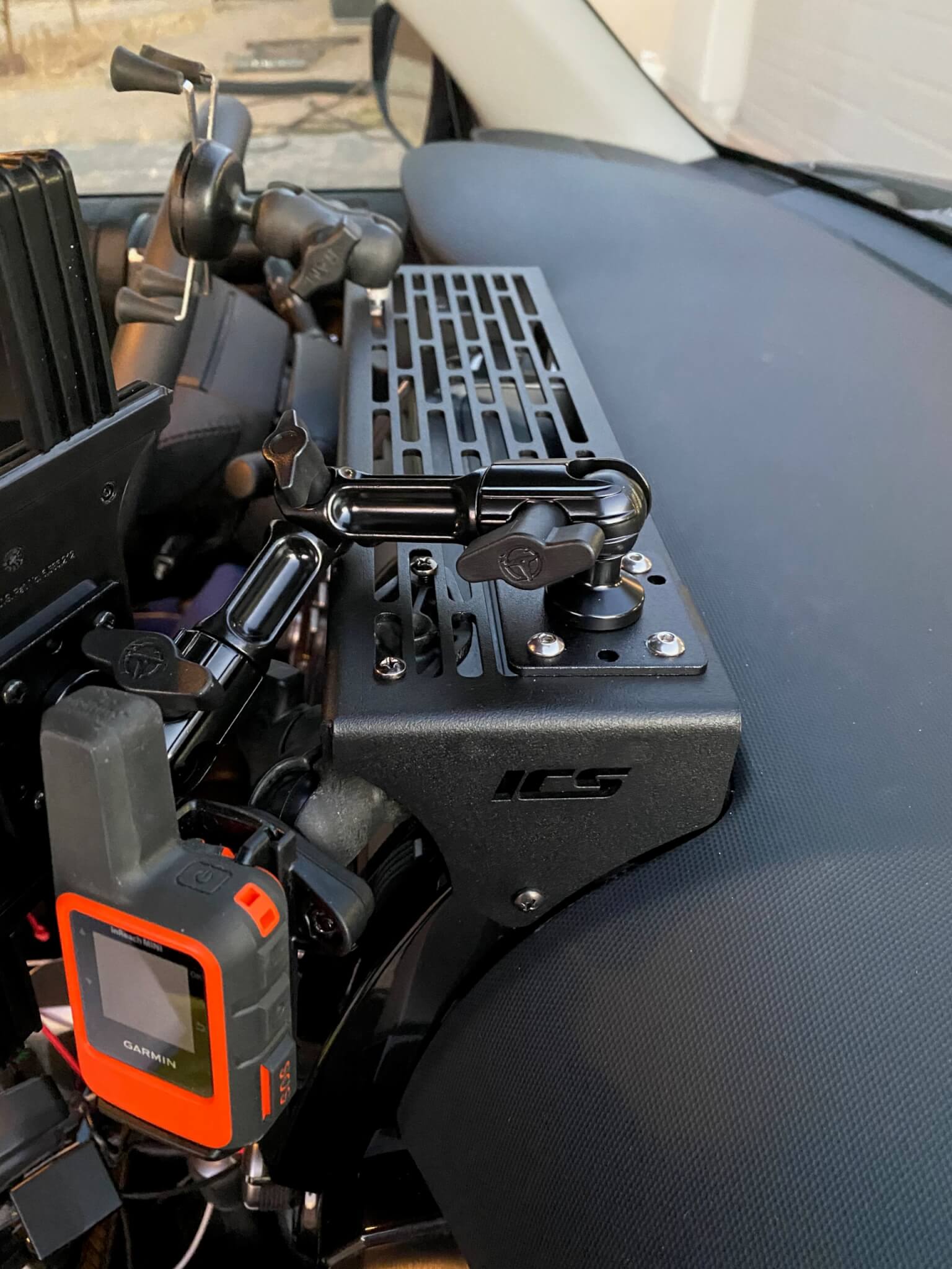 Quick Take 4Runner Phone and Tablet Mounts by Tackform 4X Overland
